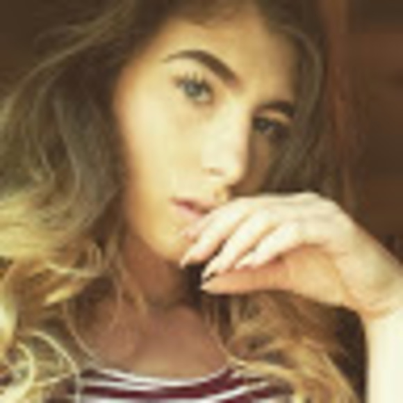 Meet your Posher, Autumn - Picture 1 of 1